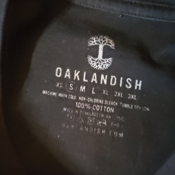 Black Heart Graphic Women's T-Shirt - Picture 6 of 7